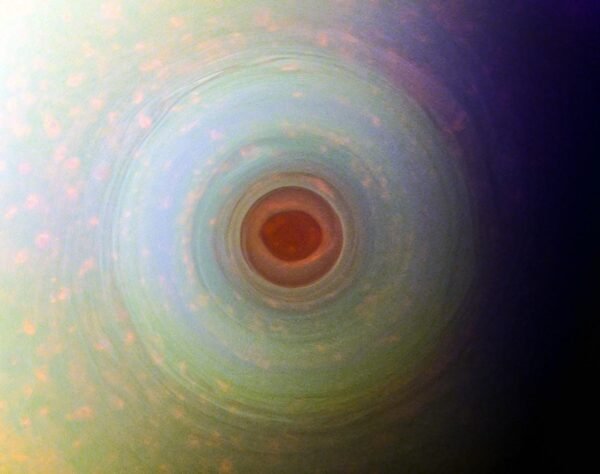10417 Saturno Pietinis Poliarinis Sūkurys Užfiksuotas Cassini Mi