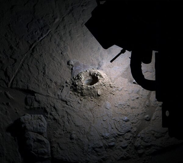 10453 Marso Roveris Curiosity Naudoja Naktinį Apšvietimą Tyrinėti