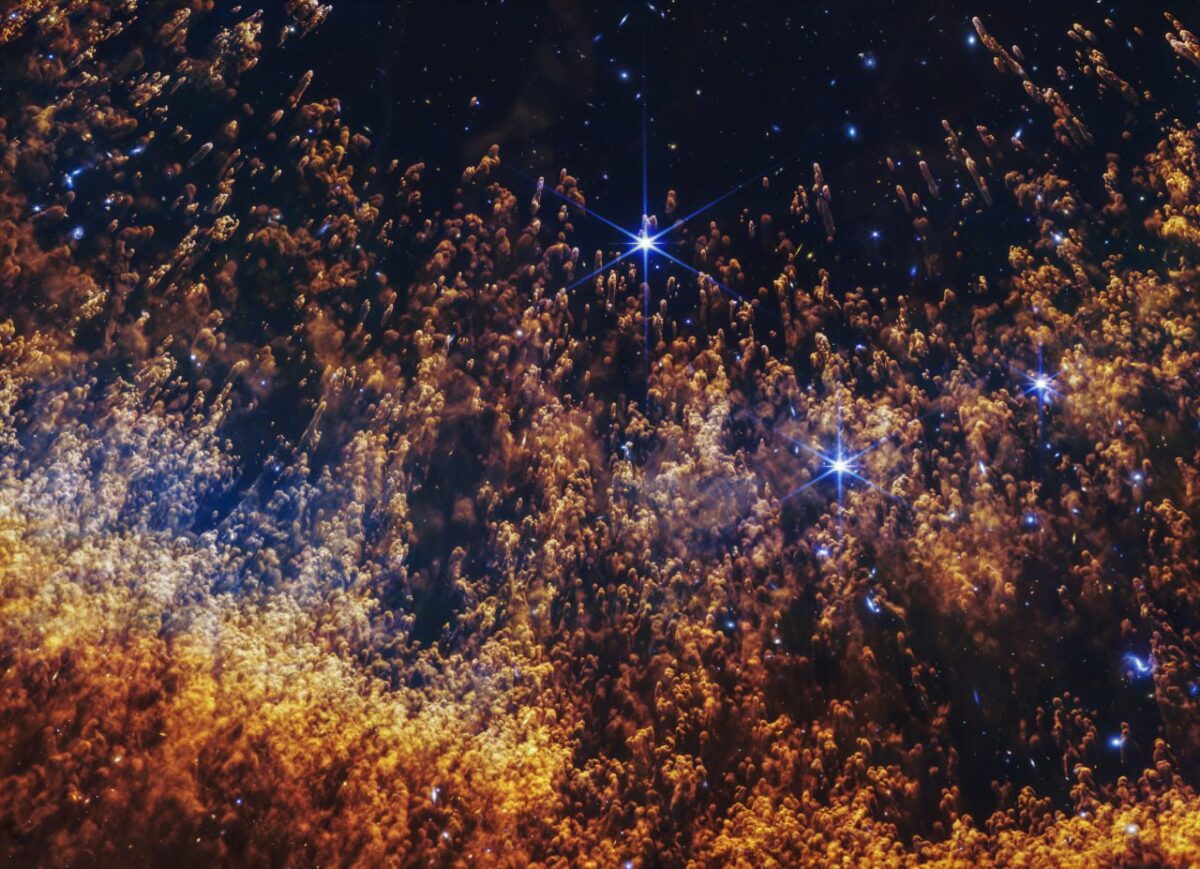 1298 James Webb Teleskopas Atskleidžia Naujus Helix ūko Vaizdus