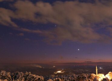 15642 Venus Saturnas Ir Jupiteris Naktiniame Danguje