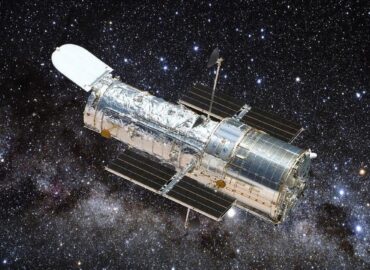 15767 Hubble Garsiausias Kosminis Teleskopas Paleistas 1990 Meta