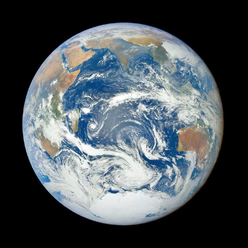 1724 Dscovr Palydovas Užfiksavo įspūdingą Žemės Vaizdą 2026 Metų