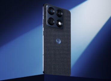 20023 Motorola Pristatė Naują Išmanųjį Telefoną Motorola Signature