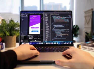 20155 Kinijoje Mirė 32 Metų Programuotojas Dėl Išsekimo