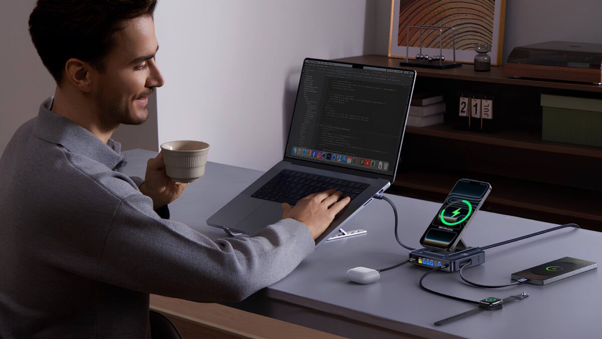 Baseus pristatė „Nomos NH21“ – universalią įkrovimo stotį