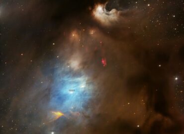 3082 Ced 110 Ir Ced 111 Žvaigždžių Formavimosi Sritys Chameleono