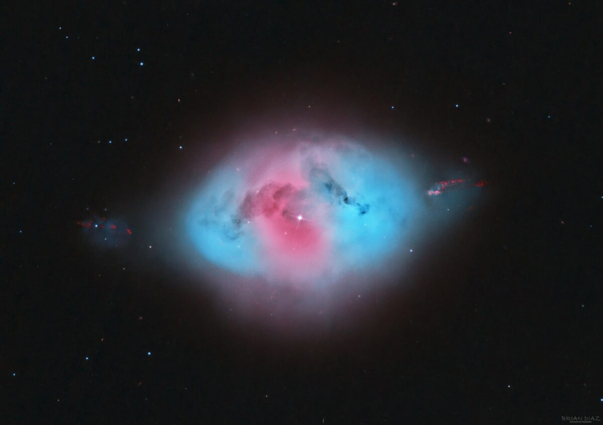 Planetarinė ūkas NGC 1360: unikali dviguba žvaigždžių sistema