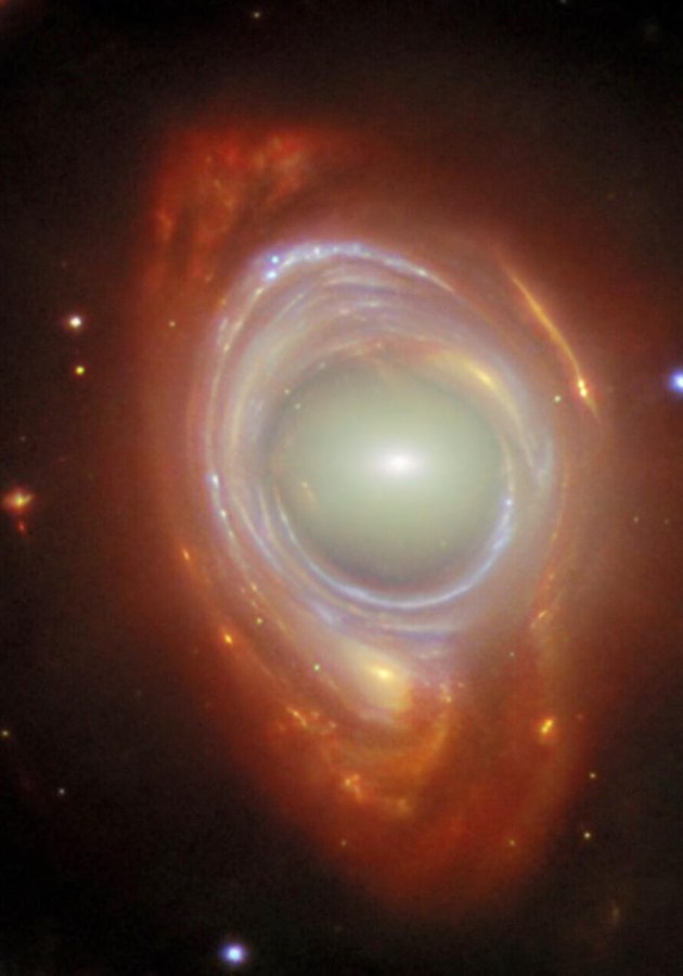 3660 James Webb Teleskopas Užfiksavo Retą Kosminį Reiškinį Einš