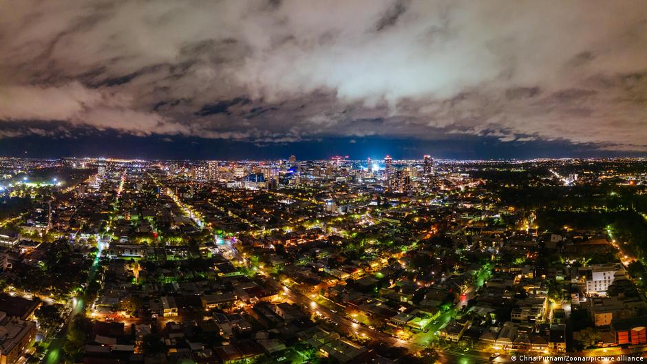 Adelaids Raytoj Savait Ataukta Dl Boikoto Po Autors Kvietimo Ataukimo