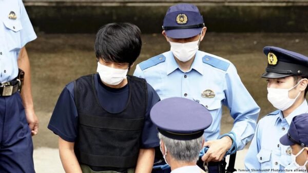 Buvusio Japonijos Premjero Shinzo Abe Udikas Nuteistas Kalti Iki Gyvos Galvos
