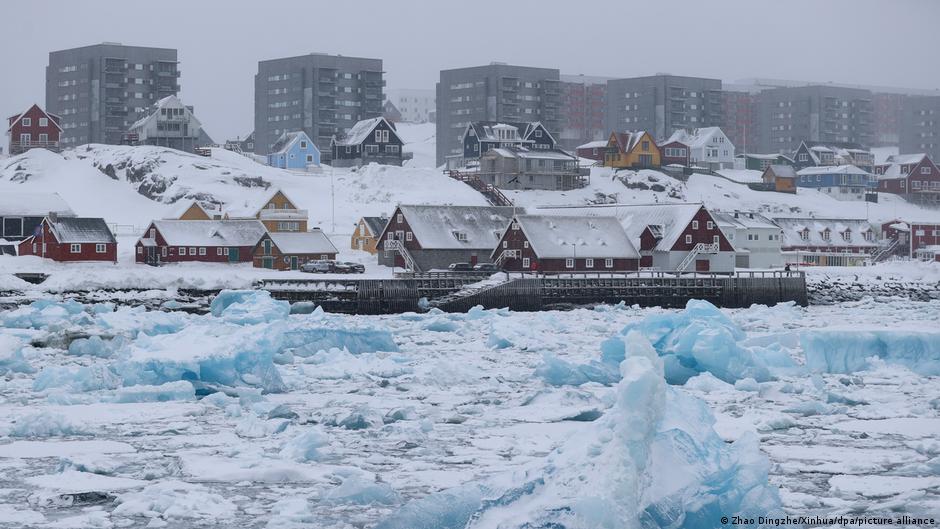 Danijos Ir Grenlandijos Ministrai Siekia Sumainti Tamp Dl Arkties Salos Jav Derybose