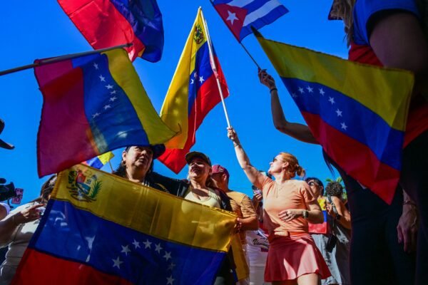 Dezinformacija Socialiniuose Tinkluose Po Nicols Maduro Sulaikymo