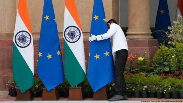 Es Ir Indija Siekia Istorinio Prekybos Susitarimo Jav Tarif Akivaizdoje