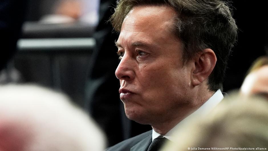 Elonas Muskas Siekia 134 Mlrd Doleri I Openai Ir Microsoft