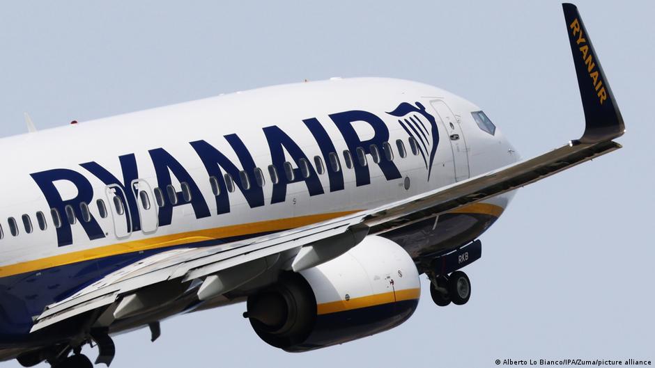 Elonas Muskas Svarsto Galimyb Sigyti Ryanair Po Konflikto Su Avialinij Vadovu