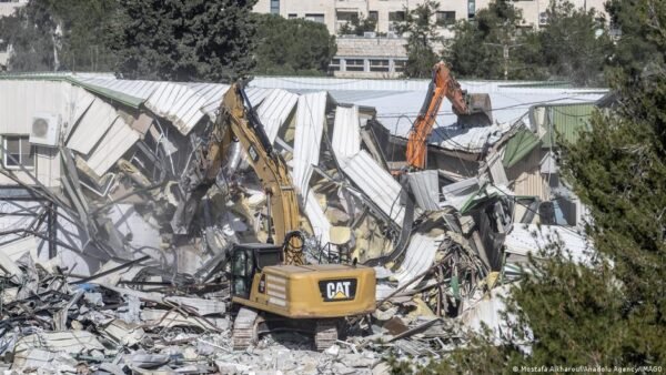 Izraelis Nugriauna Statinius Unrwa Teritorijoje Nepaisydamas Jt Protest