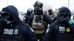 Jav Kariuomen Pasiruousi Dislokuoti 1500 Kari Mineapolyje Dl Protest