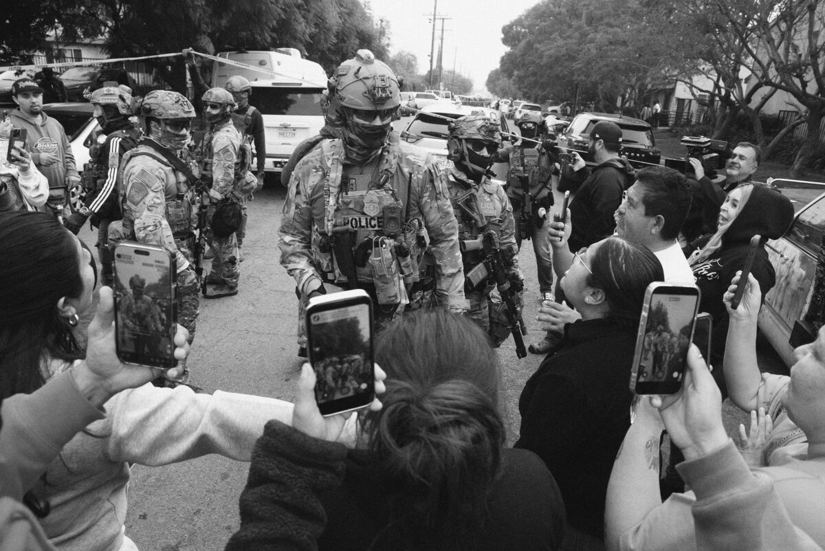 Kaip Saugiai Filmuoti Ice Ir Cbp Agentus Vieose Vietose