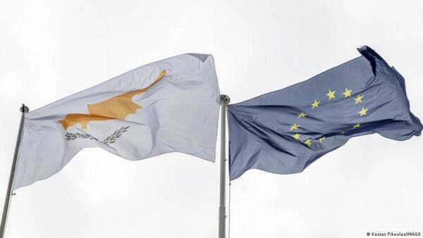 Kipras Maa Ir Padalinta Alis Su Dideliais Planais Es