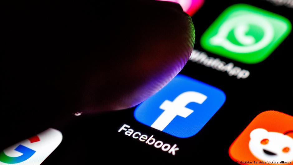 Meta Ublokavo Daugiau Nei 544 Tkstanius Australijos Paskyr Po Draudimo