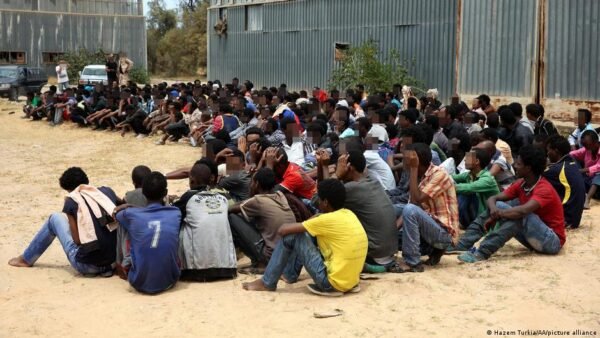 Nyderland Teismas Skyr 20 Met Kaljimo Bausm Eritrjos Migrant Kontrabandininkui