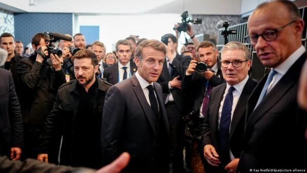 Politini Lyderi Vaizdo Raai Kaip Turinio Fermos Kuria Klaidingas Inutes
