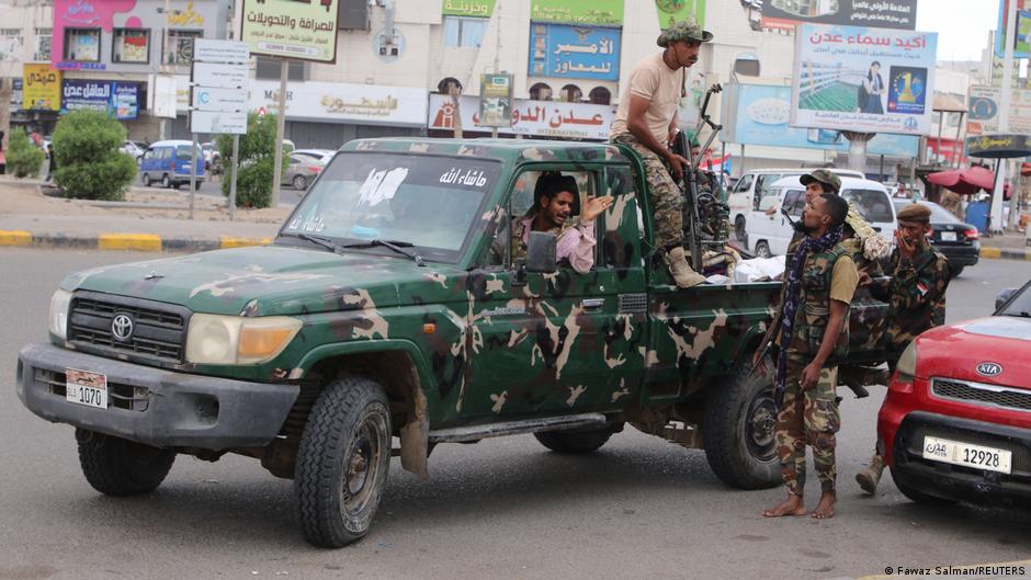 Saudo Arabijos Vadovaujama Koalicija Smog Jemenui Po Stc Lyderio Paalinimo