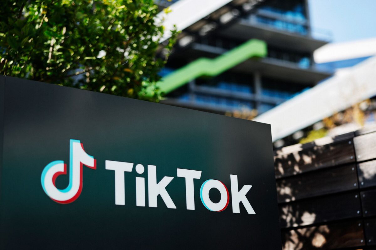 Tiktok Duomen Centro Gedimas Kelia Pasitikjimo Kriz Naujiems Jav Savininkams