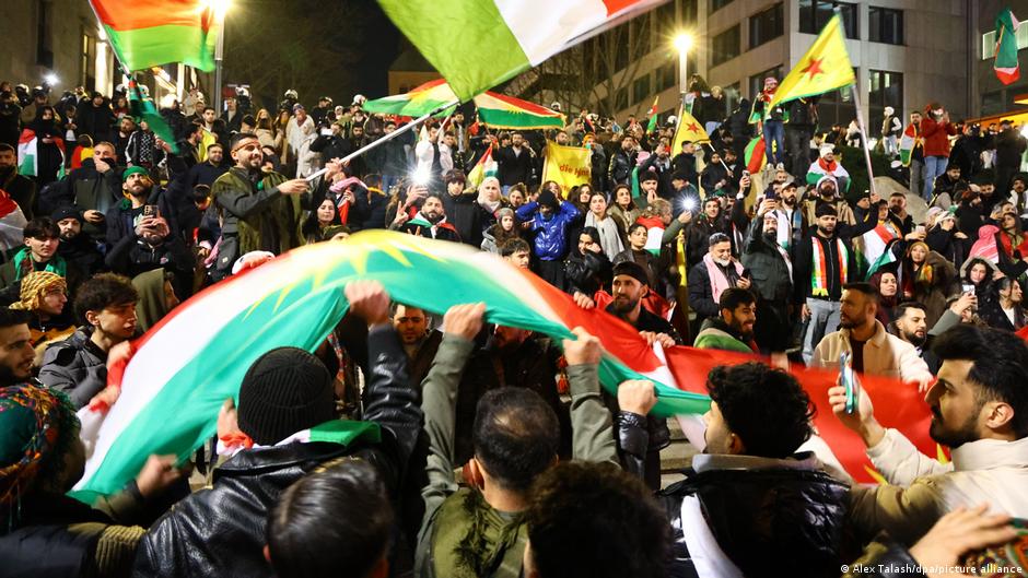 Vokietijoje Tkstaniai Moni Dalyvavo Prokurdikuose Protestuose