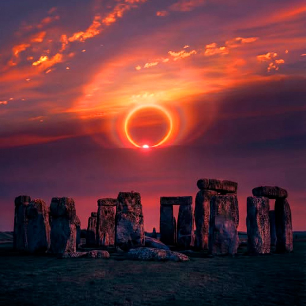 10582 Neįtikėtinas Saulės Halas Užfiksuotas Virš Stounhendžo Prieš