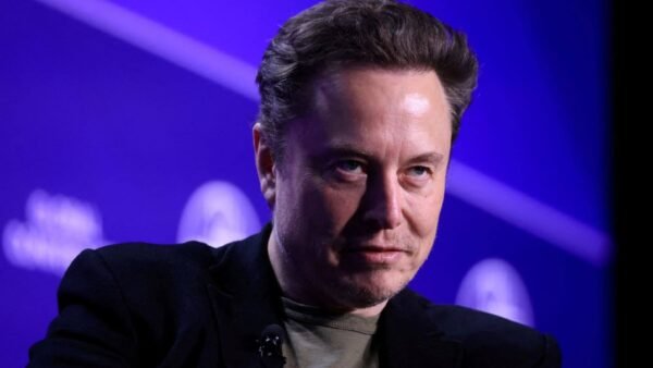 20223 Elono Musko Turtas Viršijo 850 Milijardų Dolerių Ribą