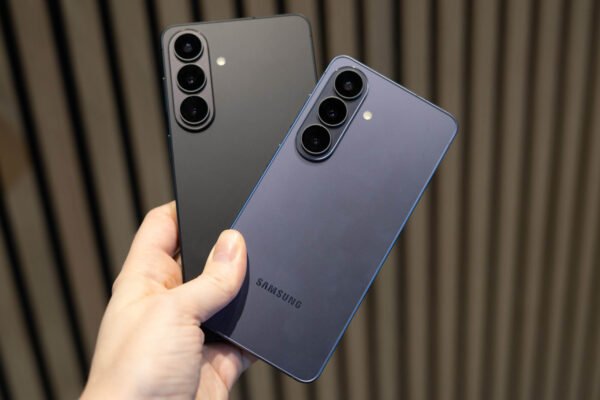 20363 Samsung Pristatė Naujus Galaxy S26 Ir S26 Plus Telefonus Su