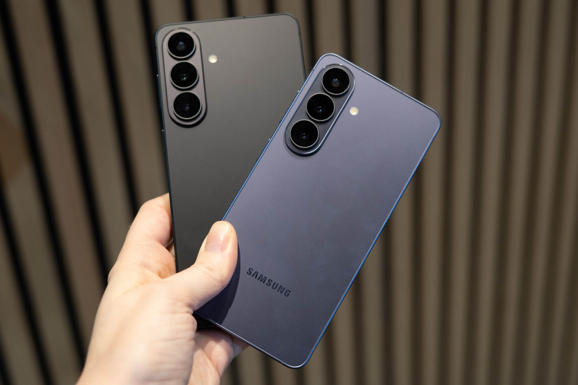 20363 Samsung Pristatė Naujus Galaxy S26 Ir S26 Plus Telefonus Su