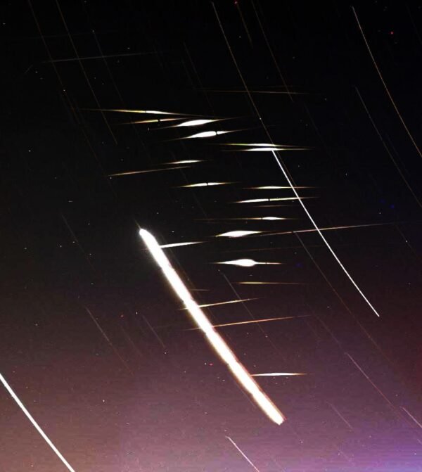 3146 Starlink Palydovų Blyksniai Trikdo Kosminius Stebėjimus Iš T