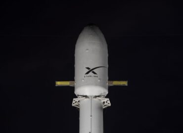 3701 Spacex Falcon 9 Paleis 25 Starlink Palydovus į žemąją Orbitą