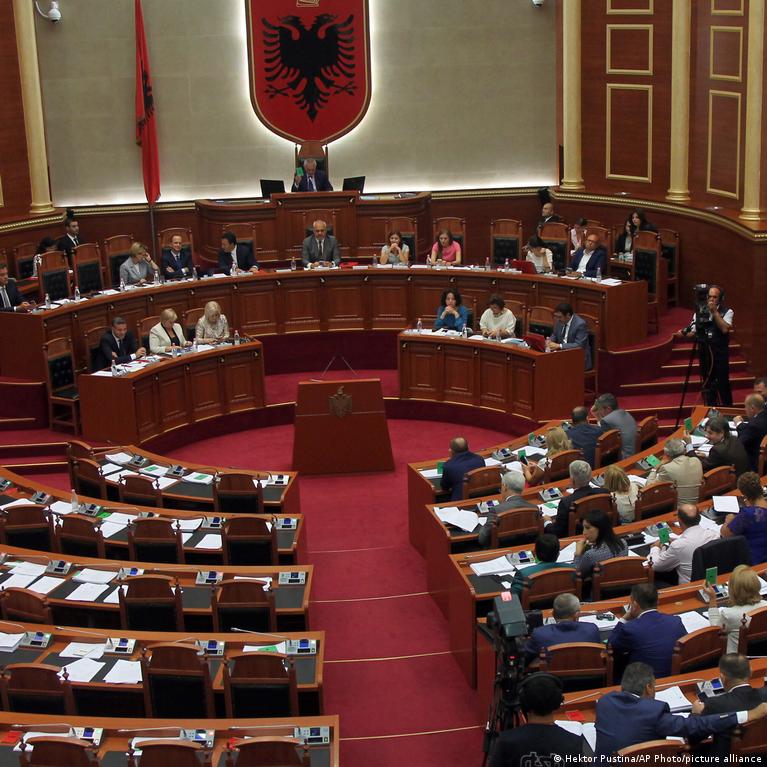 Albanijos Teism Reforma Po 10 Met Viltys Be Teisingumo