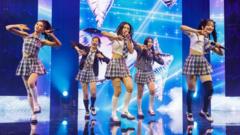 Buvusi K Pop Vadov Atsisako 18 Mln Doleri Kad Isaugot Newjeans Grup