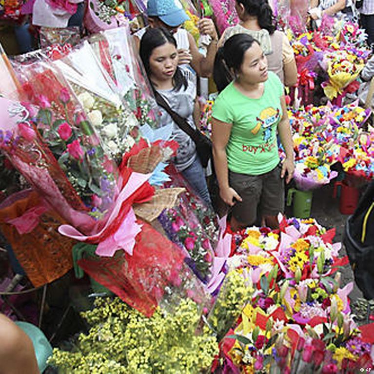 Filipinuose Daugja Nepilnamei Ntum Tarp Jaunesni Nei 15 Met Mergaii