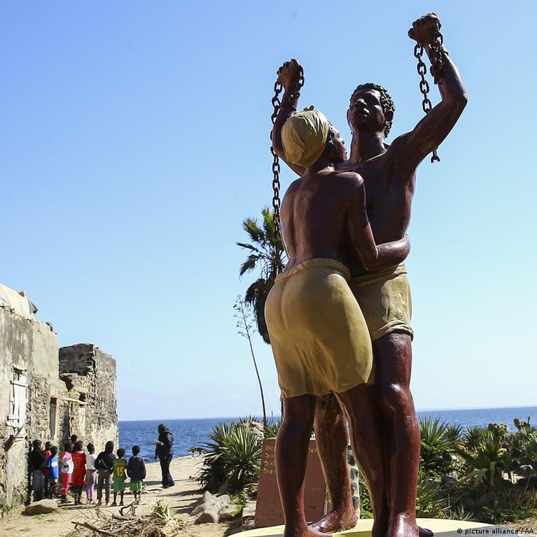 Gana Siekia Kad Jt Pripaint Transatlantin Vergij Sunkiausiu Nusikaltimu Monijai