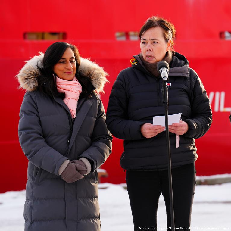 Grenlandija Ir Danija Tikisi Pozityvi Jav Deryb Rezultat Taiau Ateitis Neaiki
