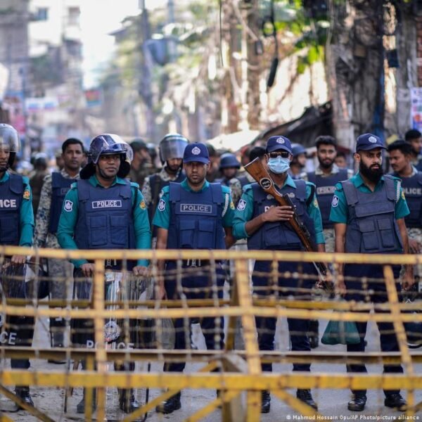 Indija Ir Bangladeas Siekia Atnaujinti Santykius