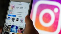 Instagram Persps Tvus Apie Paaugli Paiekas Susijusias Su Savs Alojimu Ir Saviudybe