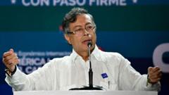 Kolumbijos Prezidentas Petro Ruoiasi Susitikti Su Buvusiu Jav Prezidentu Trumpu