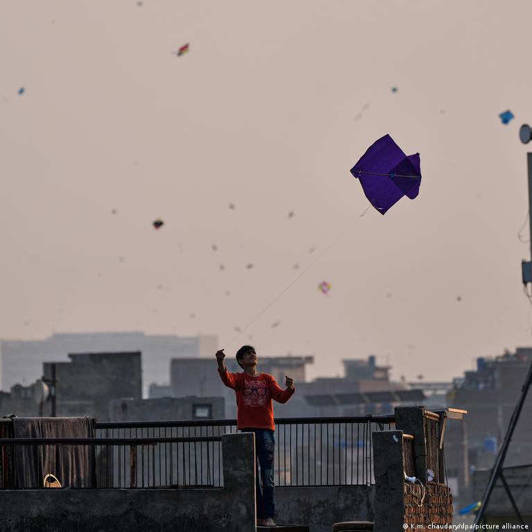 Lahore Mieste Vl Veniama Basant Aitvar Vent Po Deimtmeius Trukusio Draudimo
