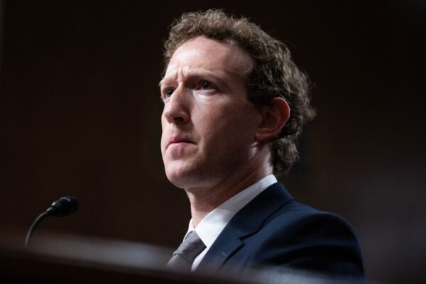 Markas Zuckerbergas Liudija Socialini Tinkl Priklausomybs Byloje Los Andele