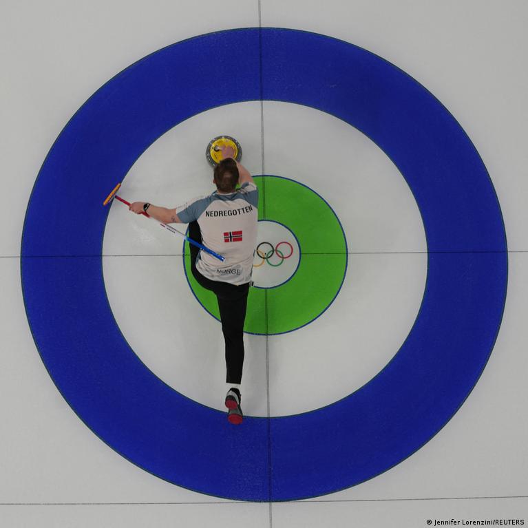 Milan Cortina Iemos Olimpiada Prasidjo Tyliai Su Kerlingu