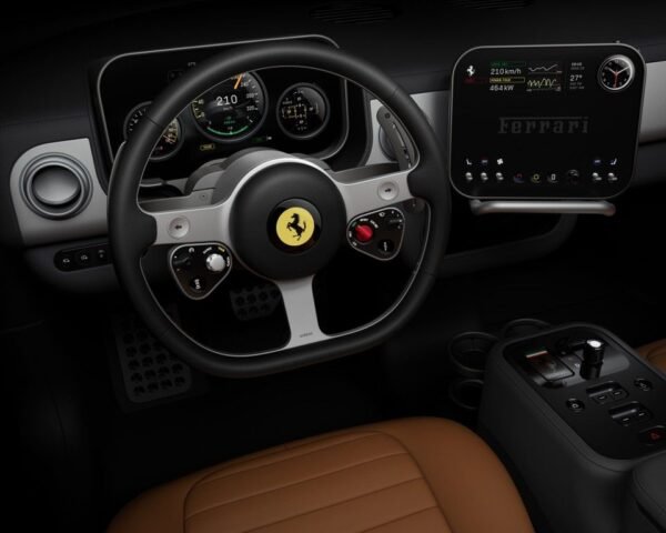 Naujasis Ferrari Elektromobilis Dizain Kr Buvs Apple Dizaineris Jony Ive