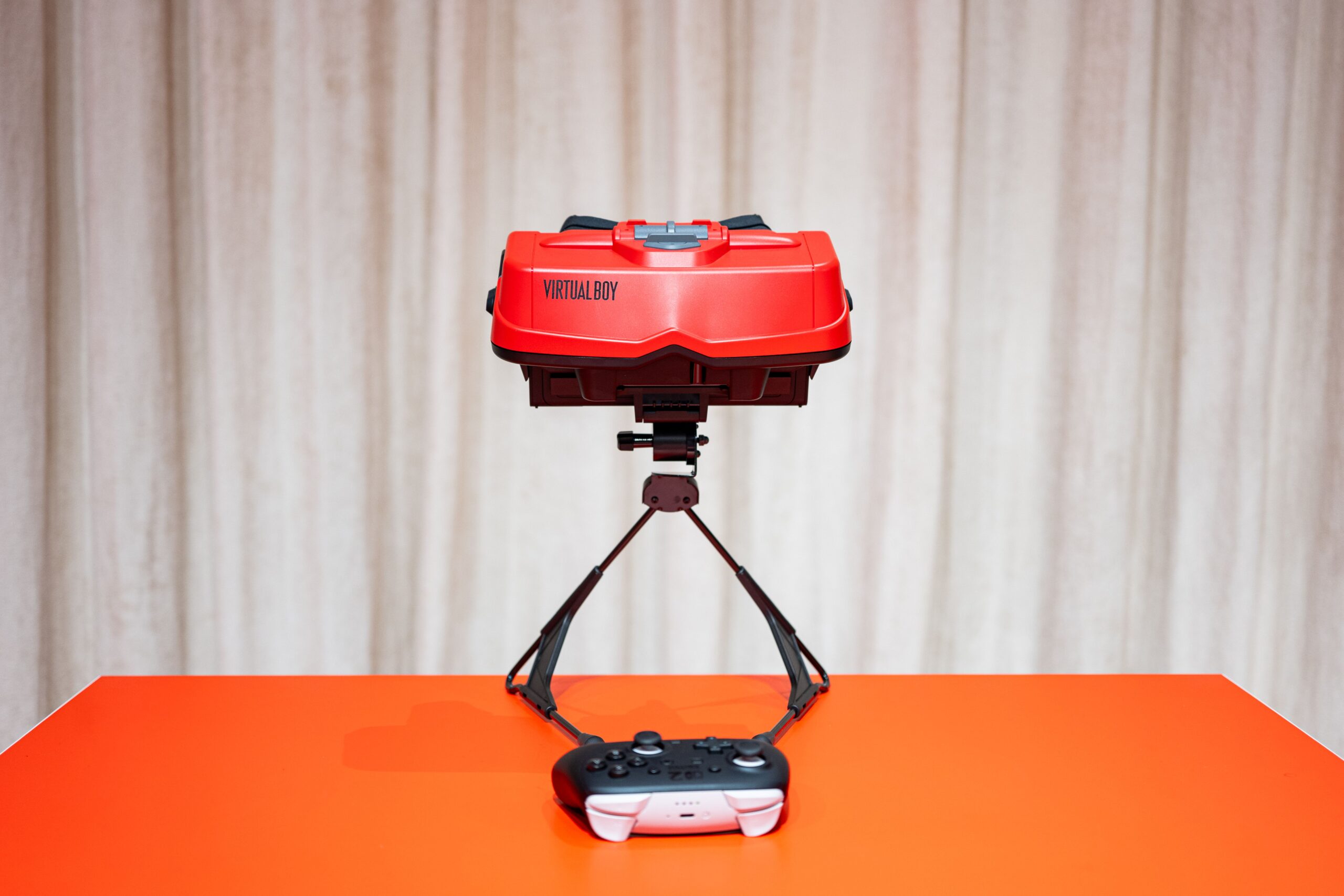 Nintendo Pristato Virtual Boy Pried Switch 2 Konsolei
