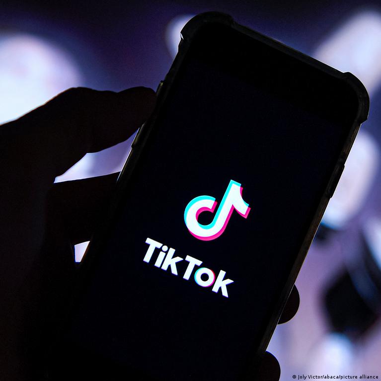 Paaugliai Tiktok Platformoje Dalijasi Narkotik Vartojimo Vaizdo Raais