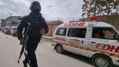 Pakistano Baloistano Provincijoje Vykdyti Mirtini Ginkluoti Ir Bomb Ipuoliai